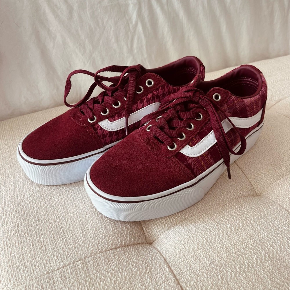 Vintage Platform Red Lace-up Vans